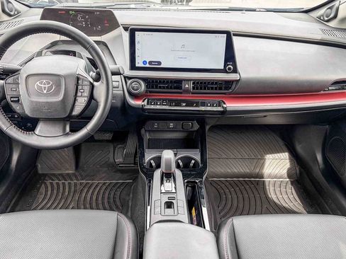 Used 2025 Toyota Prius Plug-In Hybrid w/ Limited Premium Package image 11