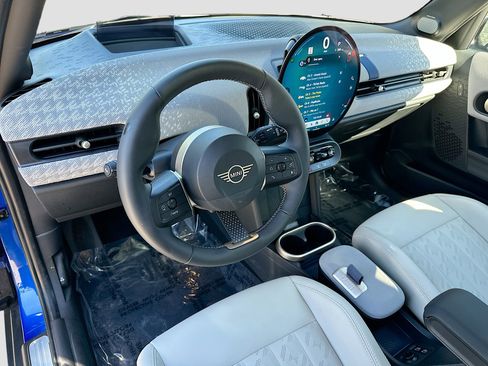 Used 2025 MINI Cooper S image 9