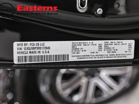 Used 2024 Jeep Wagoneer Series II AWD/4WD image 37