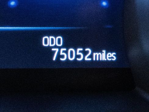 Used 2021 Toyota Camry XSE w/ Navigation Package FWD image 17