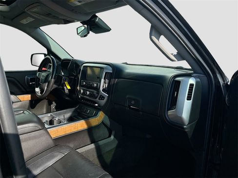 Used 2014 GMC Sierra 1500 SLT w/ Driver Alert Package image 30