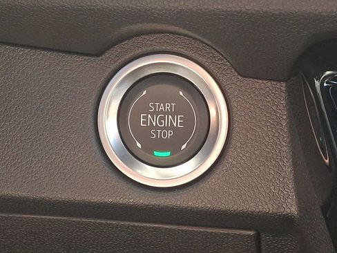 Used 2025 Chevrolet Traverse High Country w/ LPO, Floor Liner Package FWD image 22