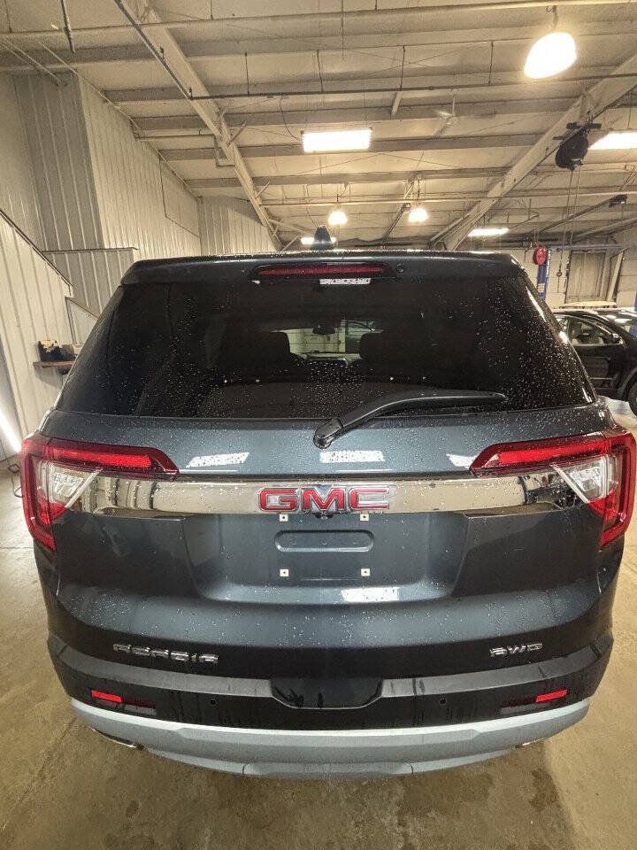 Used 2020 GMC Acadia SLE AWD/4WD image 4