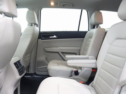 Used 2019 Volkswagen Atlas SEL Premium image 27