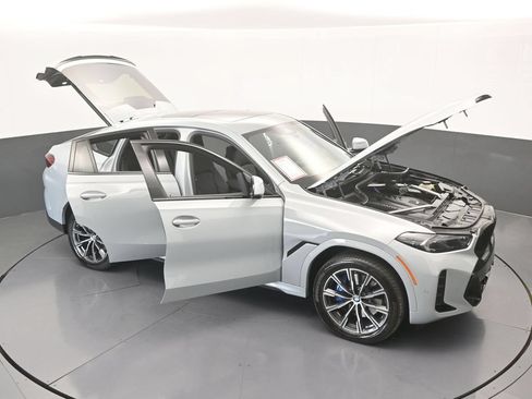 Used 2026 BMW X6 xDrive40i AWD/4WD image 79