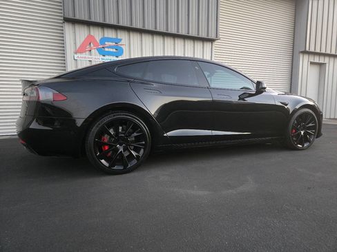 Used 2019 Tesla Model S Performance image 8