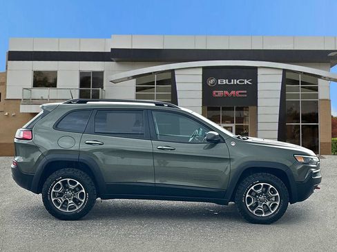 Used 2021 Jeep Cherokee Trailhawk AWD/4WD image 7