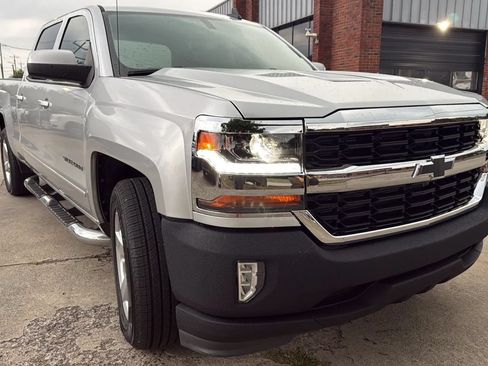 Used 2016 Chevrolet Silverado 1500 LT w/ LT Convenience Package RWD image 7