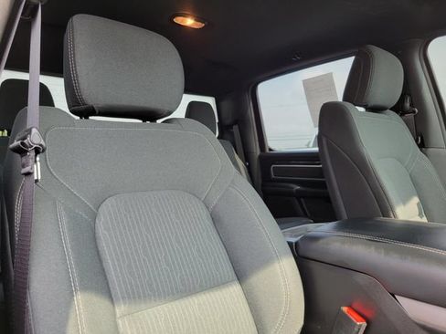Used 2023 RAM 1500 Big Horn AWD/4WD image 30