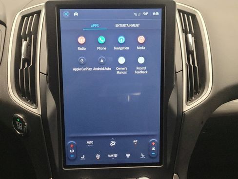 Used 2024 Ford Edge SEL image 25
