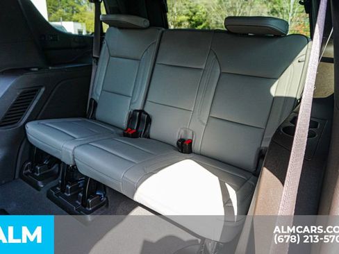 Used 2023 GMC Yukon SLT image 23