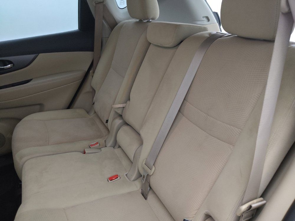 Used 2016 Nissan Rogue S FWD image 18