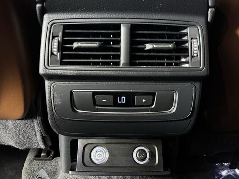 Used 2017 Audi Q7 3.0T Premium Plus AWD/4WD image 36
