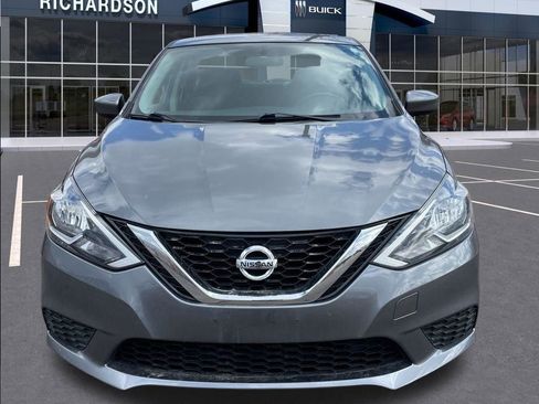 Used 2017 Nissan Sentra S image 9