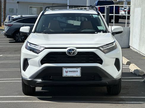 New 2025 Toyota RAV4 XLE image 7