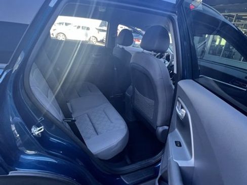 Used 2022 Kia Niro LX image 14