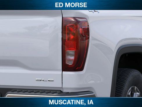 New 2026 GMC Sierra 1500 SLE w/ Preferred Package image 11