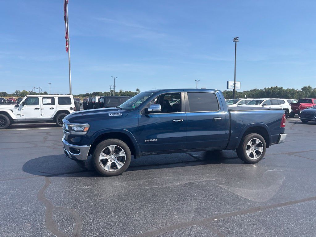 Used 2022 RAM 1500 Laramie AWD/4WD image 3