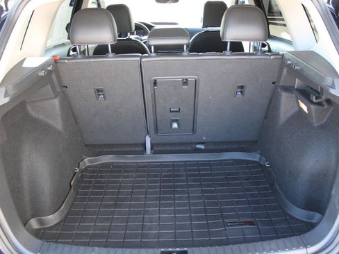Used 2023 Volkswagen Taos SE FWD image 26