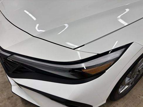 Used 2024 Hyundai Elantra SEL FWD image 8