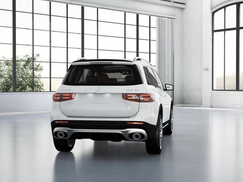 New 2026 Mercedes-Benz GLB 35 AMG 4MATIC image 24