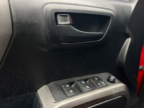 Used 2021 Toyota Tacoma SR5 image 11