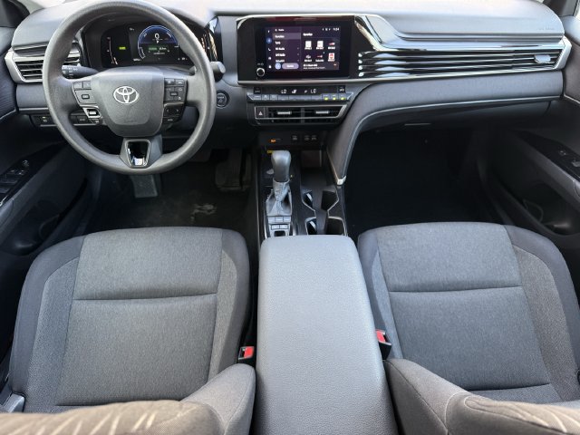 Used 2025 Toyota Camry LE FWD image 11