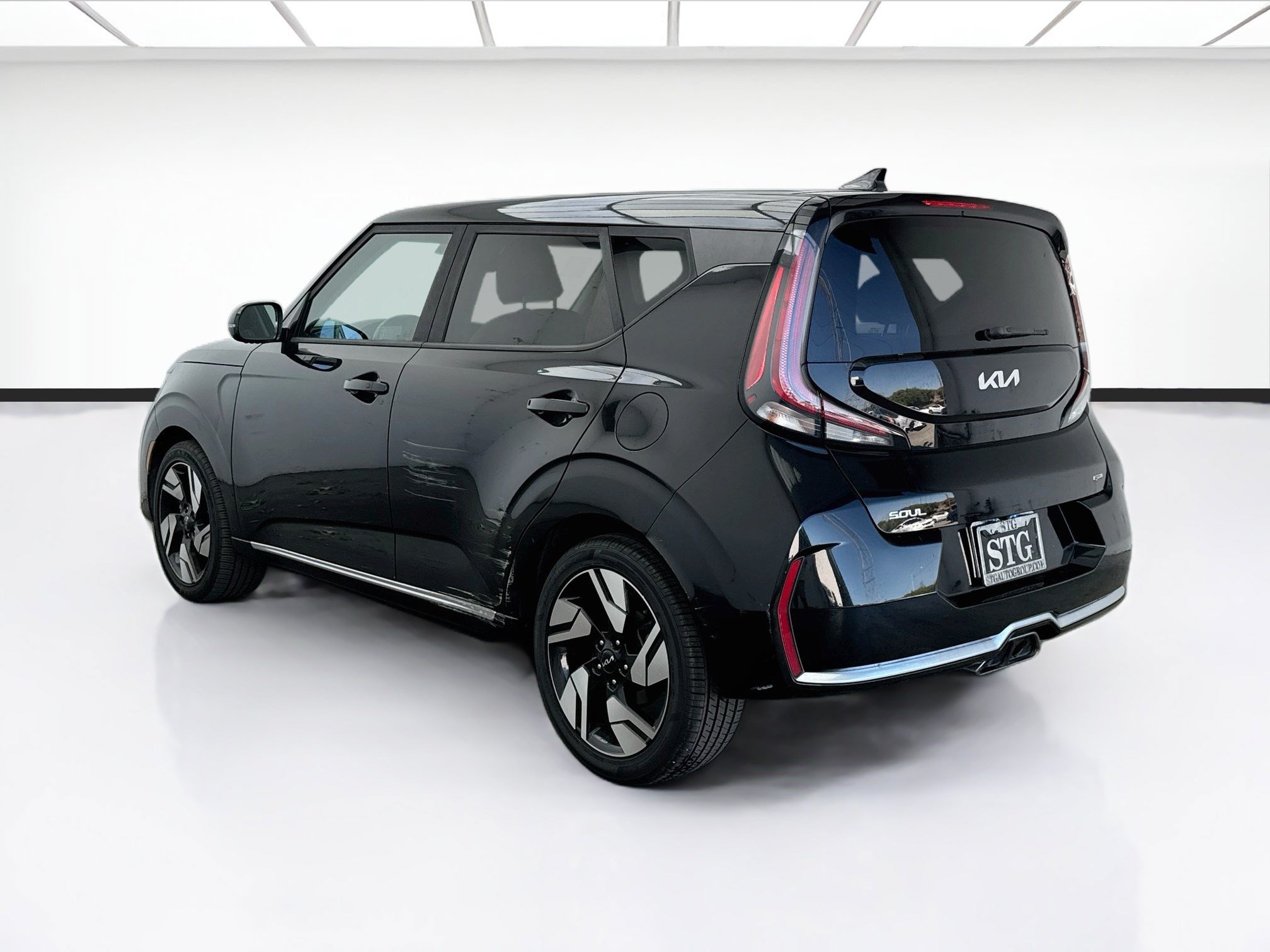 Used 2023 Kia Soul GT-Line FWD image 6