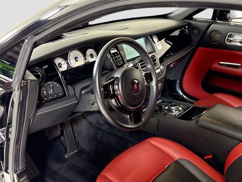 Used 2017 Rolls-Royce Wraith RWD image 15