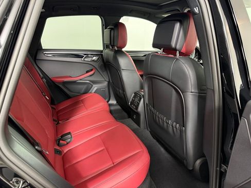 New 2026 Porsche Macan AWD/4WD image 18