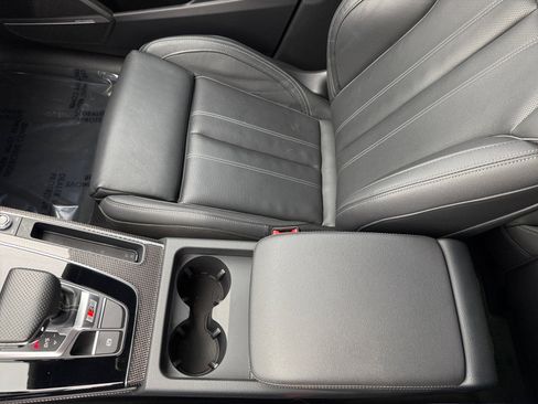 Used 2023 Audi SQ5 Premium Plus w/ Premium Plus Package image 14