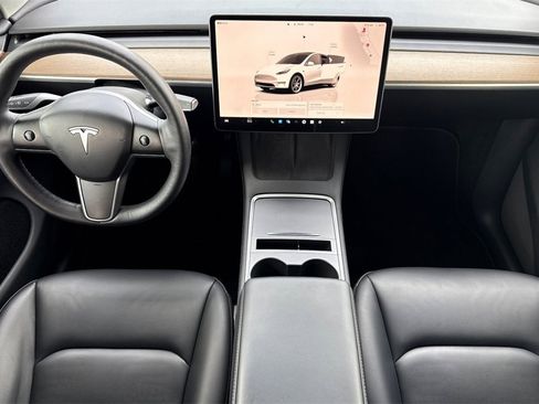 Used 2023 Tesla Model Y Long Range image 20