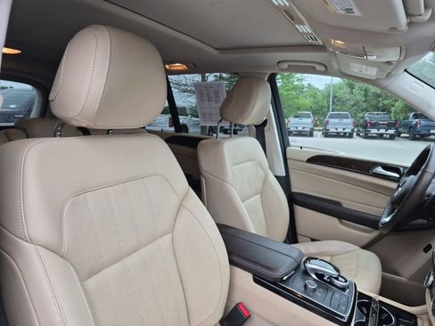Used 2018 Mercedes-Benz GLE 350 4MATIC image 15