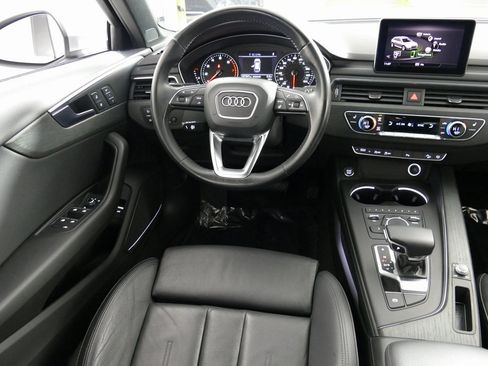 Used 2017 Audi A4 2.0T allroad Premium Plus w/ Premium Plus Package image 30