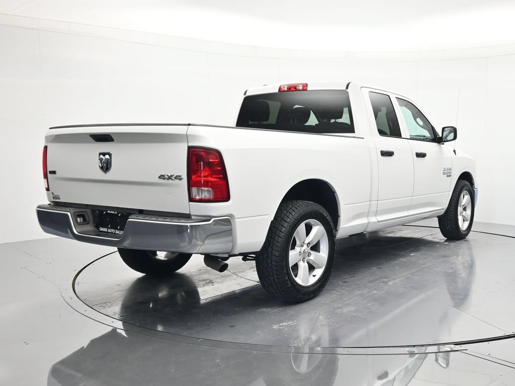 Used 2024 RAM 1500 Classic SLT AWD/4WD image 5