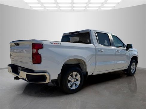 Used 2024 Chevrolet Silverado 1500 LT image 10