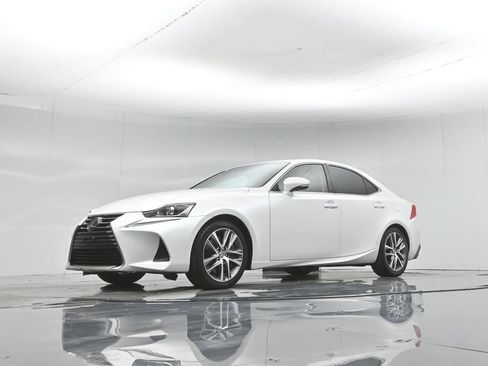 Used 2020 Lexus IS 300 w/ Accessory Package 2 RWD image 46