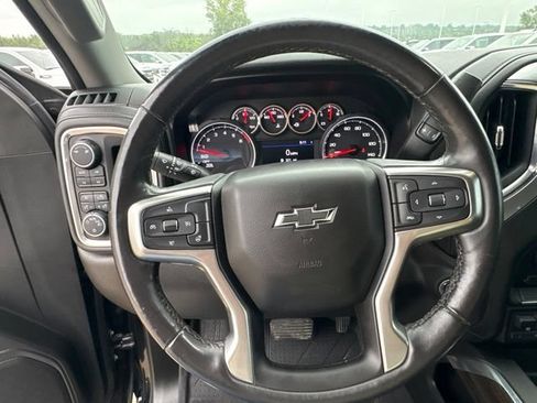 Used 2019 Chevrolet Silverado 1500 LT Trail Boss AWD/4WD image 14
