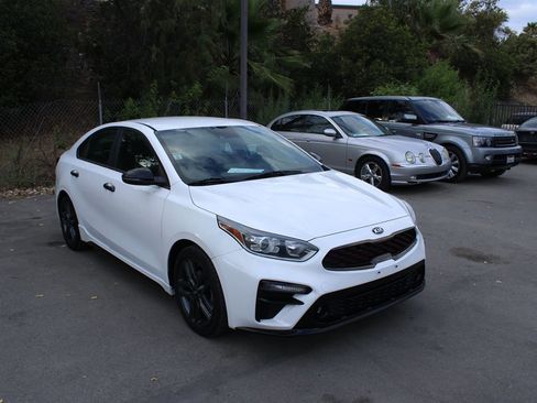 Used 2021 Kia Forte GT-Line FWD image 2