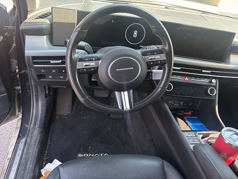 Certified 2024 Hyundai Sonata Limited FWD image 11