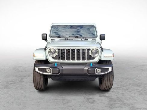 Used 2024 Jeep Wrangler Unlimited Sahara AWD/4WD image 2