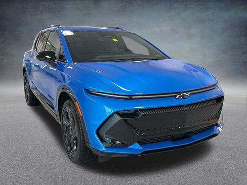 New 2026 Chevrolet Equinox EV RS AWD/4WD image 4