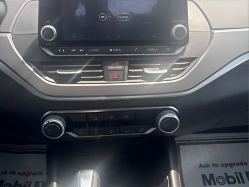 Certified 2024 Nissan Altima 2.5 SR FWD image 13