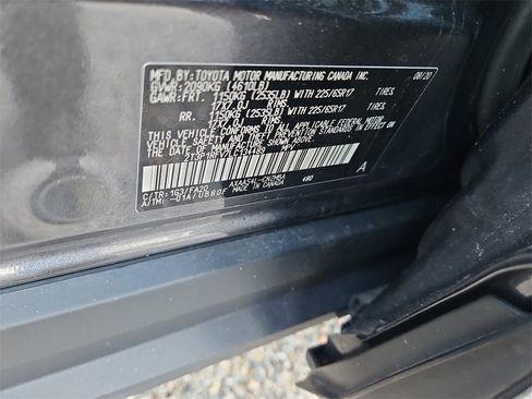 Used 2020 Toyota RAV4 XLE image 23