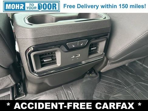 Used 2025 Chevrolet Silverado 2500 ZR2 w/ Technology Package image 35