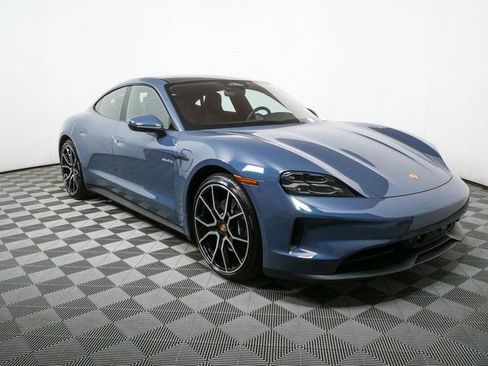 New 2026 Porsche Taycan image 29