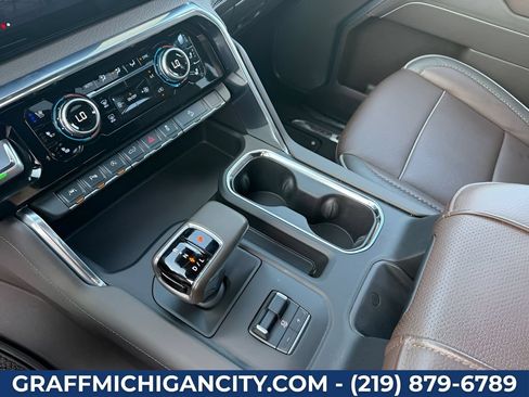 Used 2026 GMC Sierra 1500 Denali w/ Denali Reserve Package AWD/4WD image 20