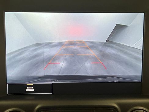 Used 2024 GMC Terrain SLT image 56