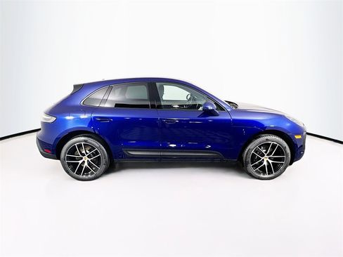 New 2026 Porsche Macan image 8