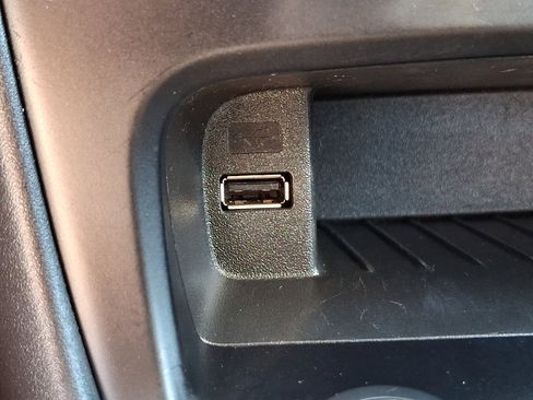 Used 2016 Ford Focus SE FWD image 24